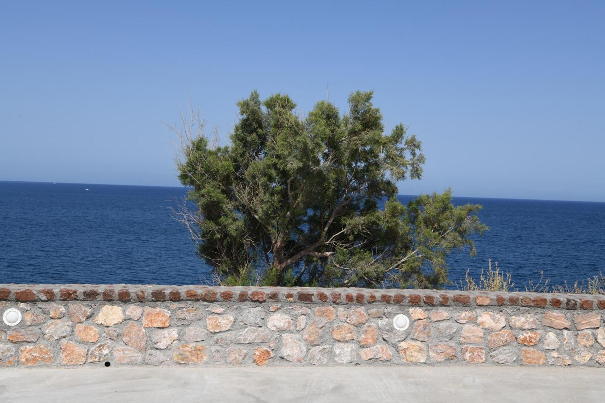 Starlight Luxury Seaside Villa & Suites Imerovigli  Exteriör bild