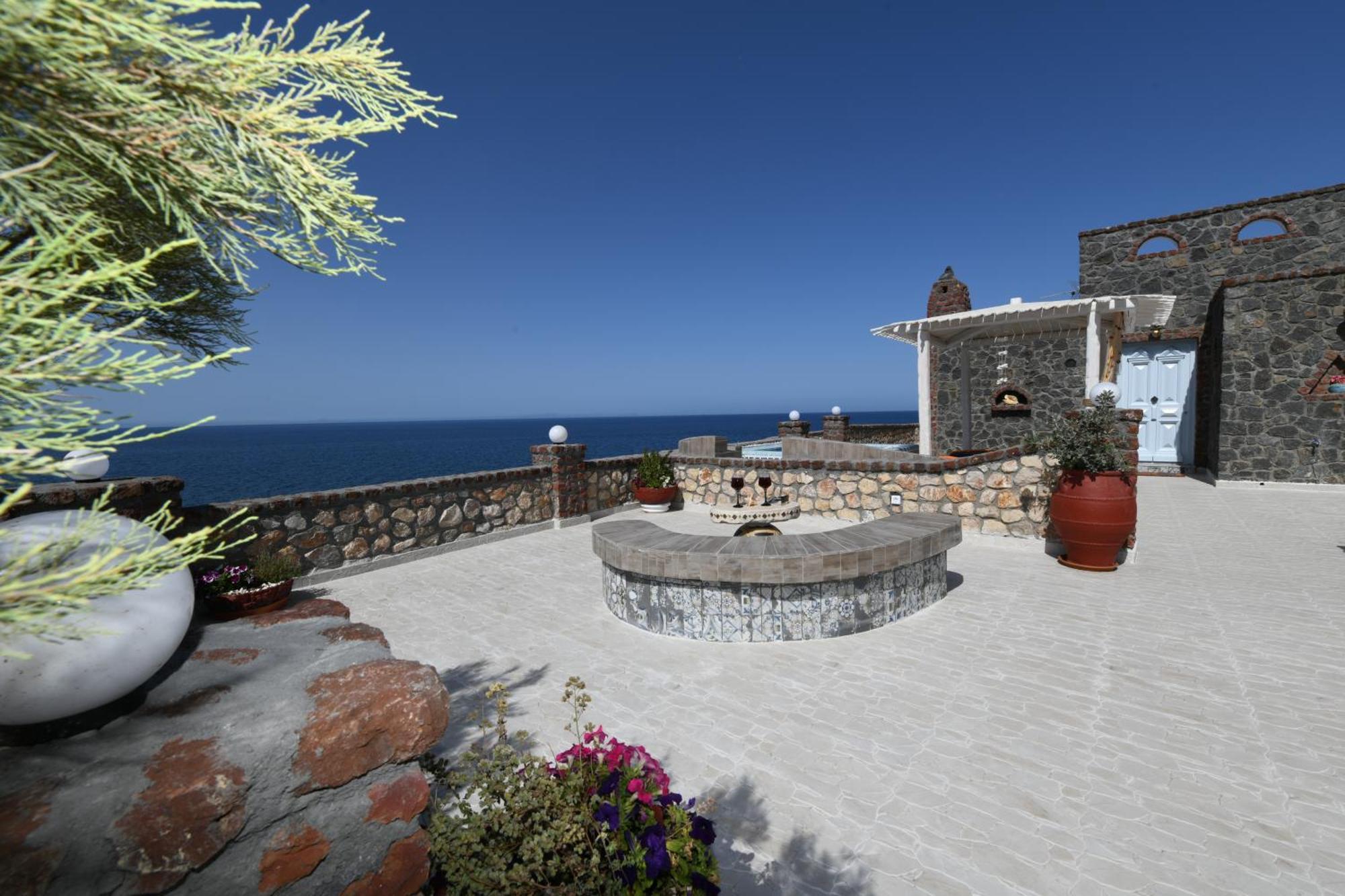 Starlight Luxury Seaside Villa & Suites Imerovigli  Exteriör bild