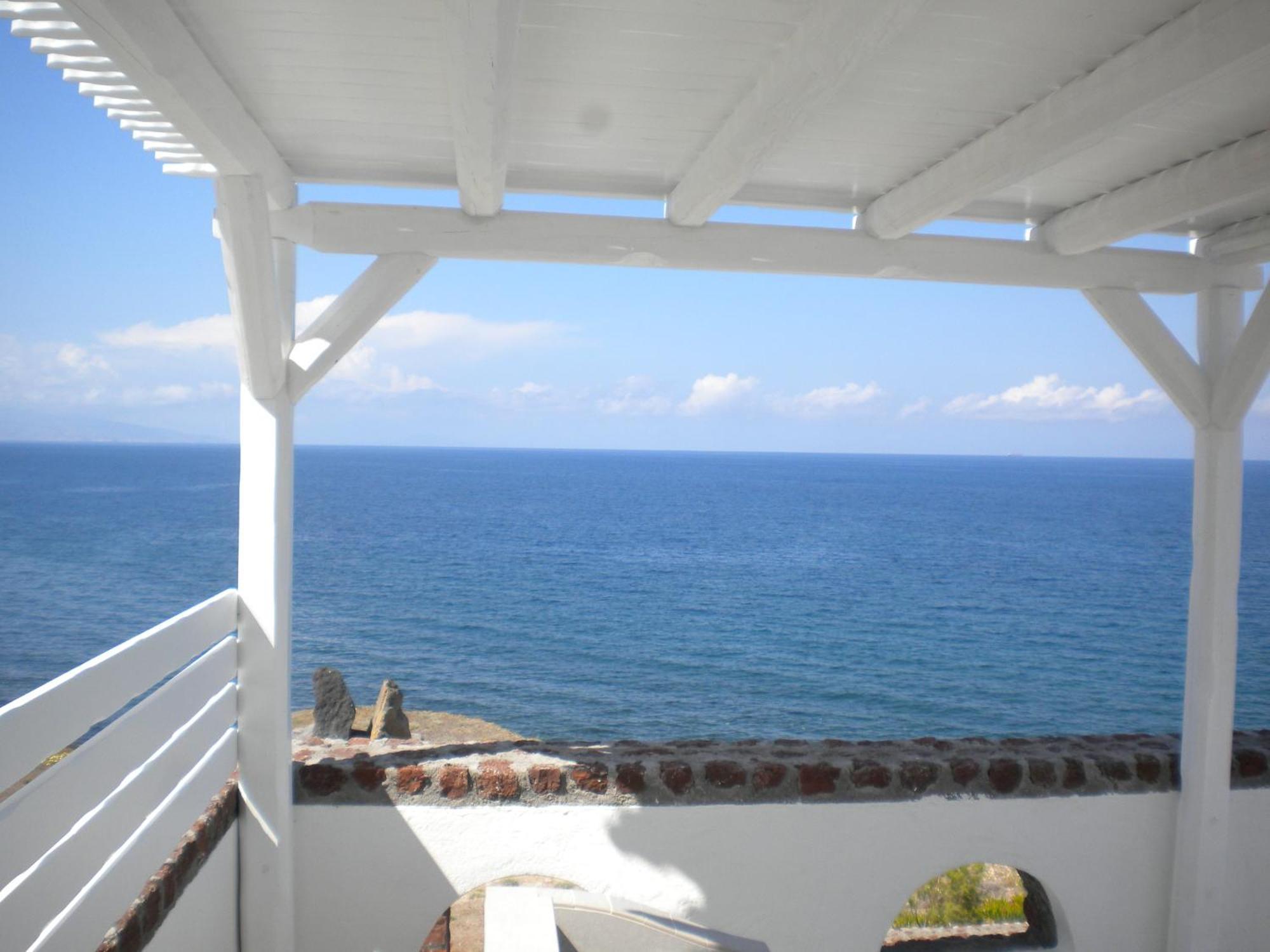 Starlight Luxury Seaside Villa & Suites Imerovigli  Exteriör bild